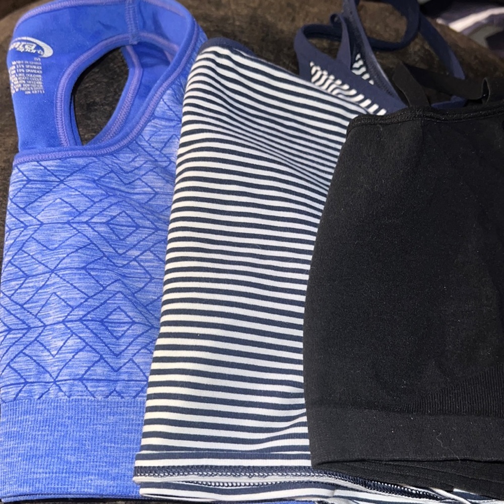 Bundle of 3 medium sports‎ bras